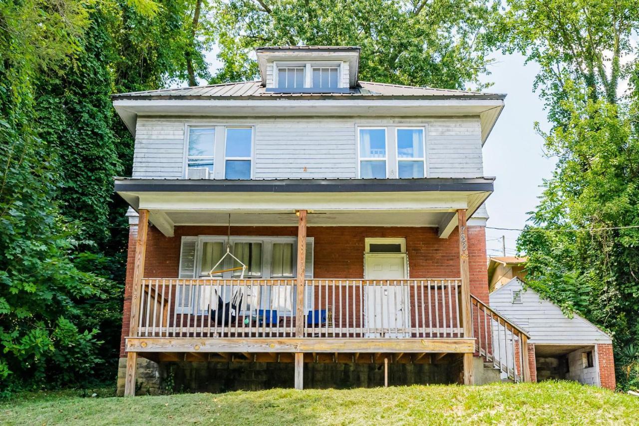 Awesome House, 5 Minutes To Dt, 2 Miles To Stadium And Ruby Memorial! Morgantown Exterior foto