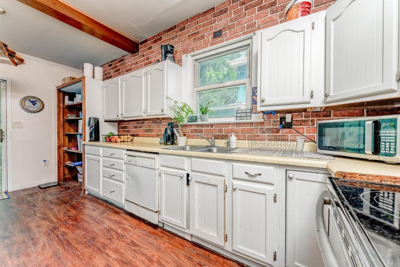 Awesome House, 5 Minutes To Dt, 2 Miles To Stadium And Ruby Memorial! Morgantown Exterior foto
